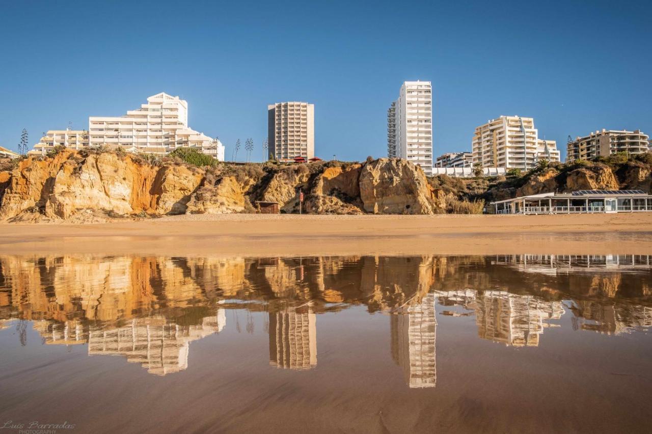 Apartamentos Torre Da Rocha Frente Ao Mar Portimão Eksteriør bilde