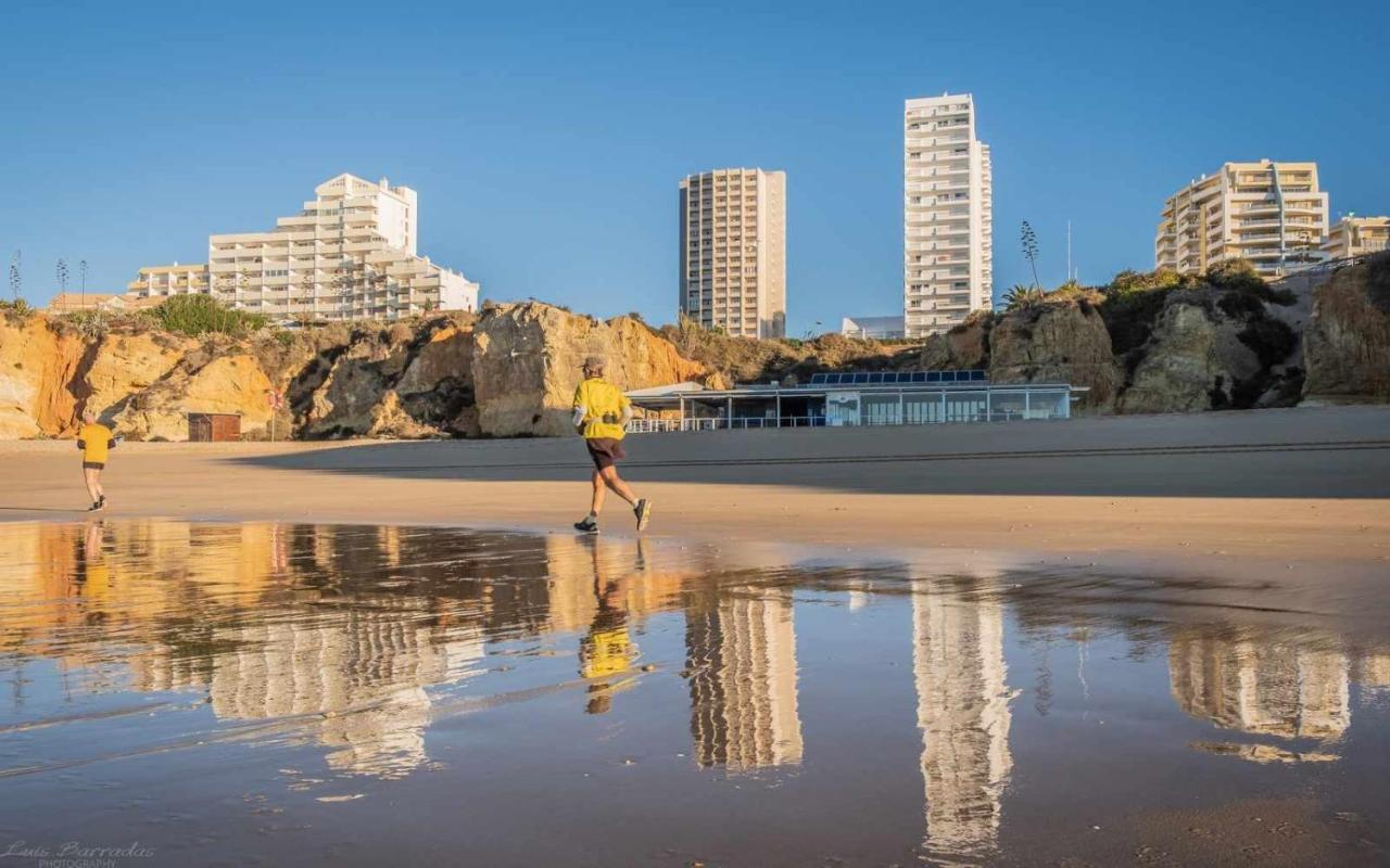 Apartamentos Torre Da Rocha Frente Ao Mar Portimão Eksteriør bilde