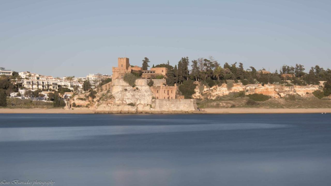 Apartamentos Torre Da Rocha Frente Ao Mar Portimão Eksteriør bilde